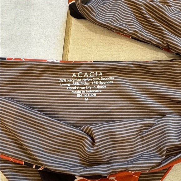 ACACIA set - Picture 2 of 5